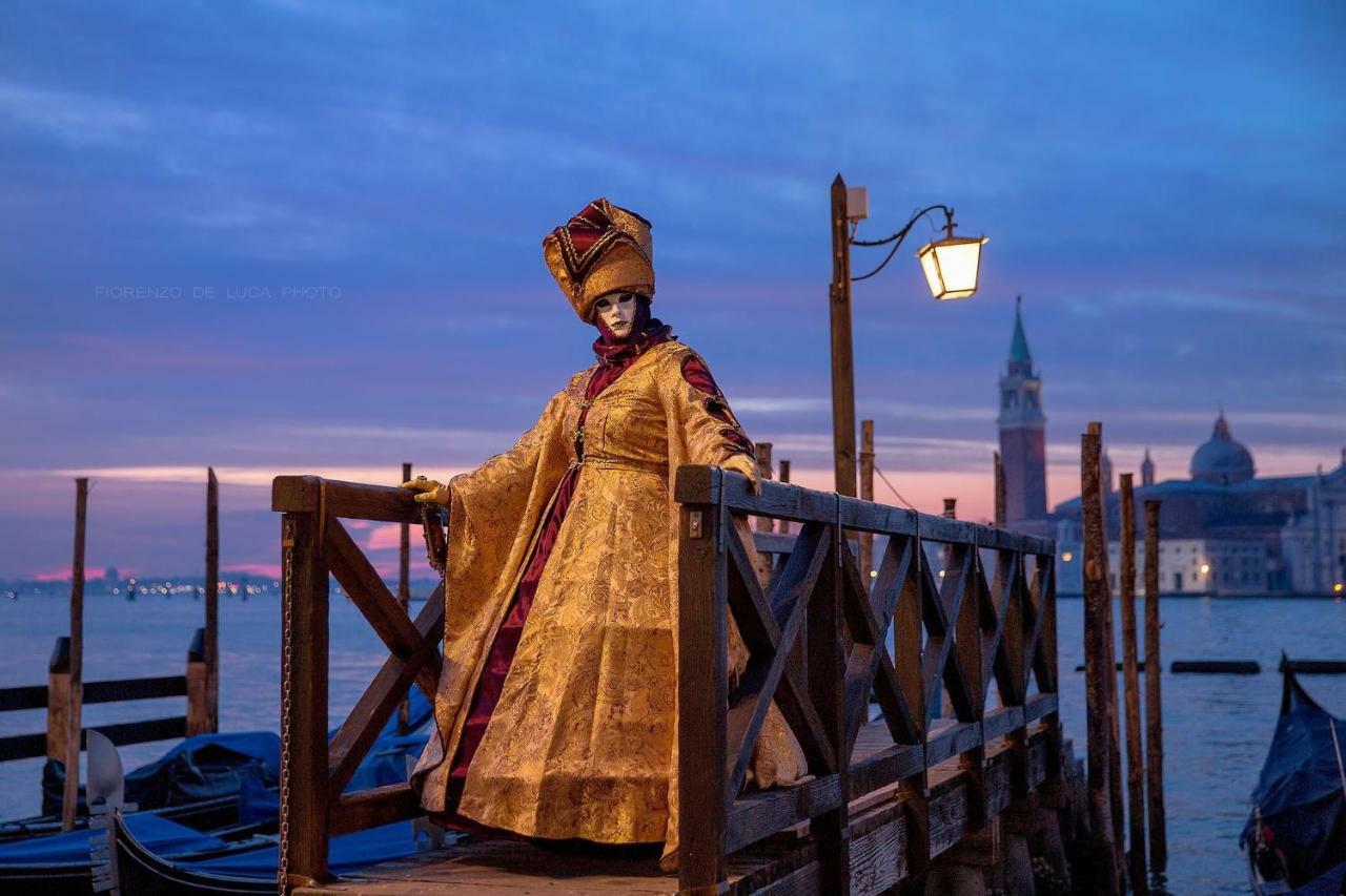 Апартаменти Biennale Ca Dario Венеція Екстер'єр фото